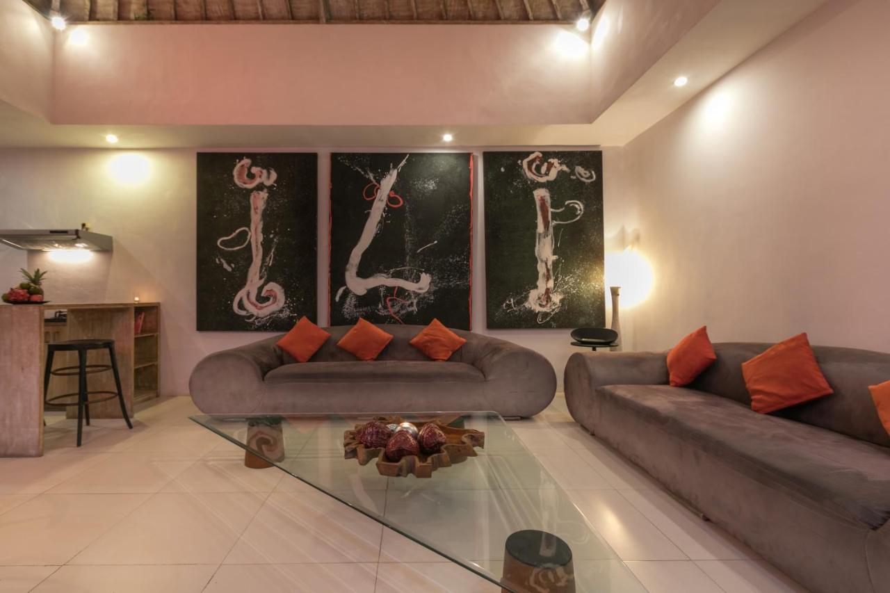 Villa Briana Seminyak By Villas R Us Εξωτερικό φωτογραφία