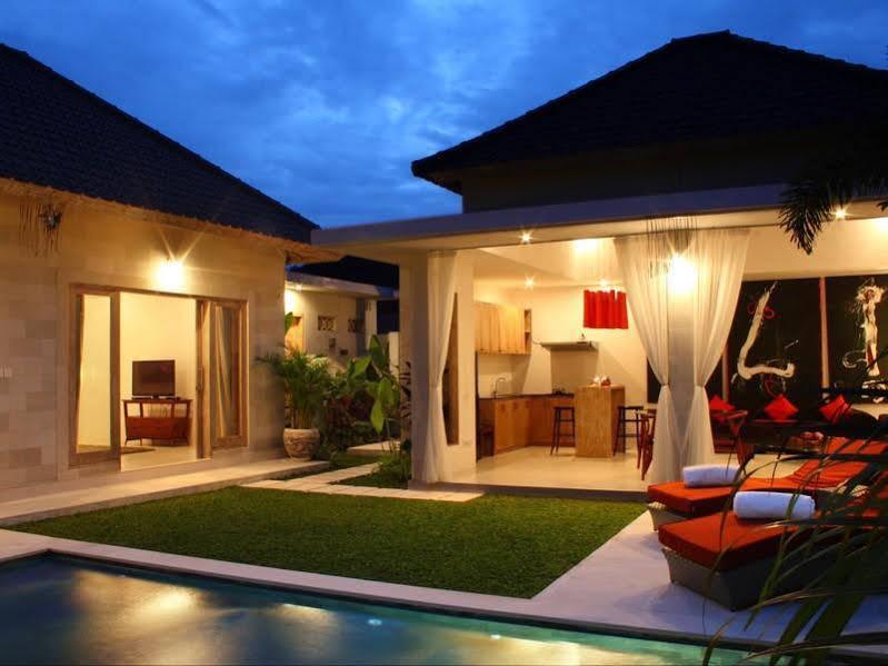 Villa Briana Seminyak By Villas R Us Εξωτερικό φωτογραφία